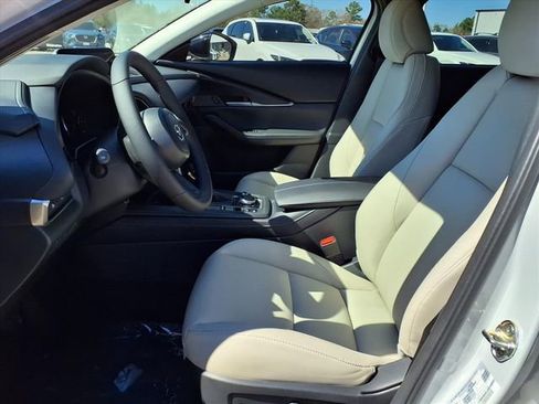 New 2026 MAZDA CX-30 AWD 2.5 S w/ Select Sport Pkg image 12