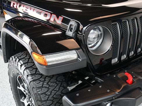 Used 2018 Jeep Wrangler Unlimited Rubicon AWD/4WD image 11