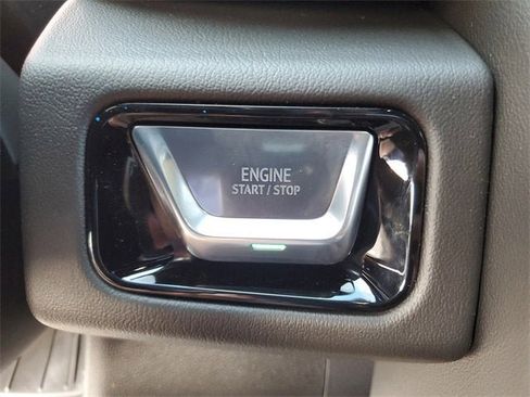 New 2026 GMC Yukon XL Denali image 24