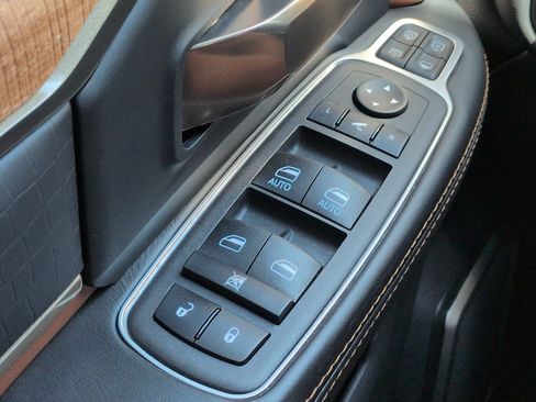 Used 2024 RAM 2500 Limited w/ Safety Group AWD/4WD image 23