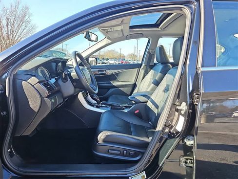 Used 2016 Honda Accord EX-L image 12