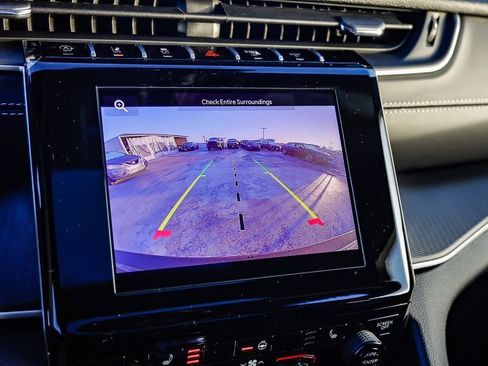 New 2025 Jeep Grand Cherokee Laredo X w/ Luxury Tech Group I image 25