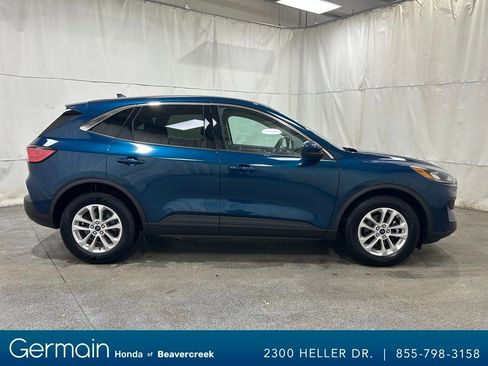 Used 2020 Ford Escape SE image 9
