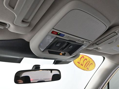 Used 2022 Subaru Forester Premium image 27