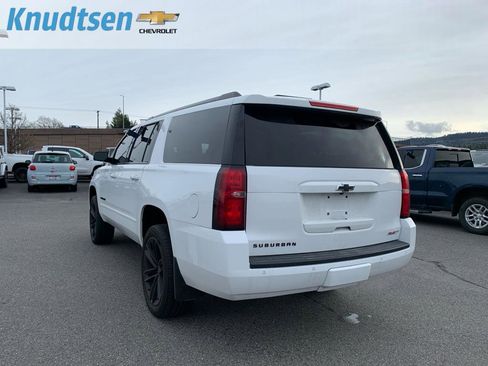Used 2020 Chevrolet Suburban Premier image 5