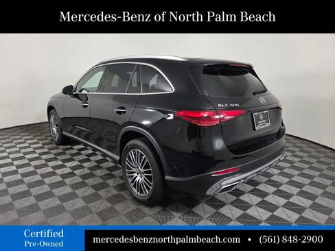 Certified 2025 Mercedes-Benz GLC 300 image 4