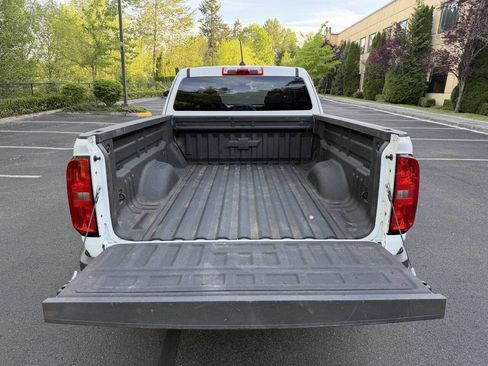 Used 2015 Chevrolet Colorado W/T w/ WT Convenience Package RWD image 7
