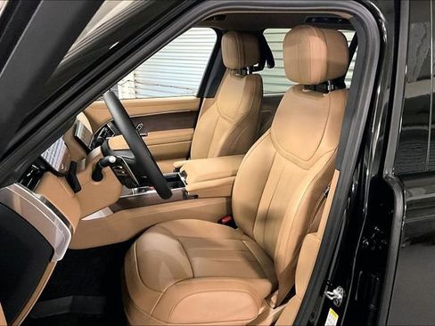New 2026 Land Rover Range Rover Long Wheelbase SE AWD/4WD image 8
