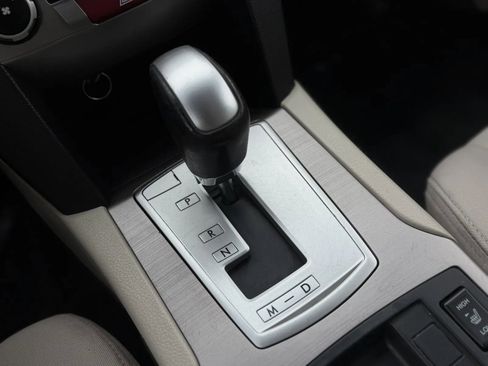 Used 2014 Subaru Legacy 2.5i Premium AWD/4WD image 26
