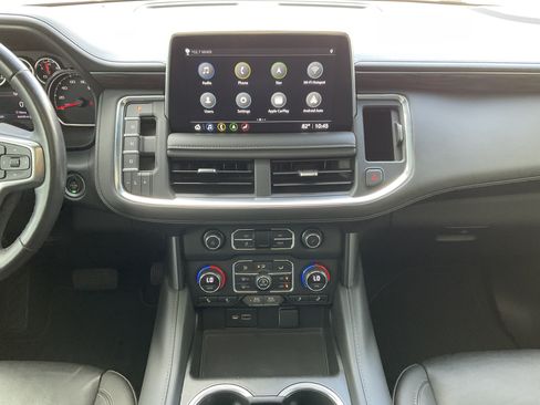 Used 2021 Chevrolet Tahoe Z71 w/ Rear Media and Nav Package AWD/4WD image 15