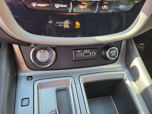 Used 2022 Nissan Murano SV image 30