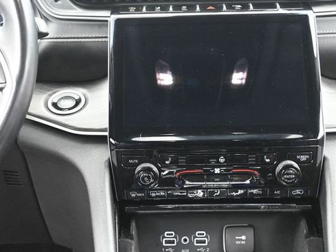 Used 2021 Jeep Grand Cherokee L Limited image 27