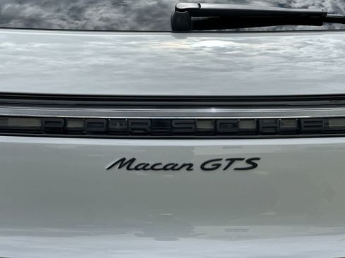 Certified 2022 Porsche Macan GTS AWD/4WD image 32