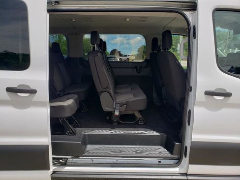 Used 2023 Ford Transit 350 XLT RWD image 13