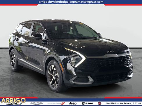 Used 2024 Kia Sportage EX FWD image 1