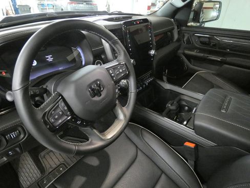 Used 2026 RAM 1500 Limited w/ Night Edition AWD/4WD image 9