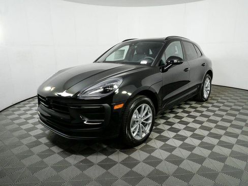 Certified 2026 Porsche Macan Turbo AWD/4WD image 1