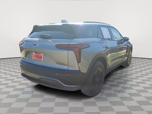 Used 2026 Chevrolet Blazer EV LT w/ Midnight/Sport Edition FWD image 3