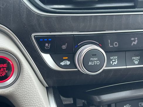Used 2021 Honda Accord Touring image 30