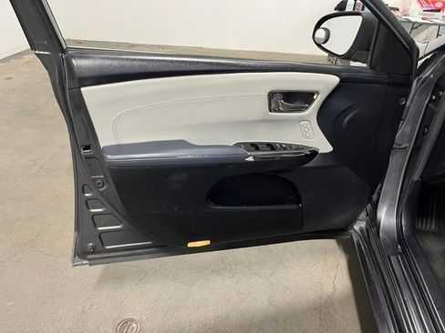 Used 2014 Toyota Avalon XLE Touring FWD image 24
