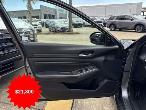 Used 2020 Nissan Altima 2.5 SR image 12