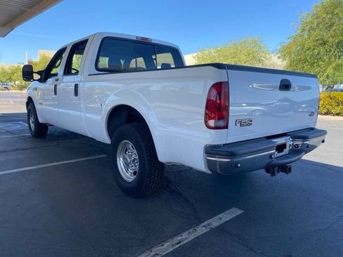 Used 2004 Ford F250 Lariat RWD image 2