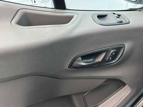 Used 2022 Ford Transit 350 XLT image 10