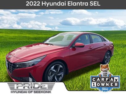 Used 2022 Hyundai Elantra SEL w/ Convenience + Premium Package