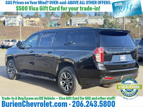 Used 2023 Chevrolet Suburban Z71 AWD/4WD image 3
