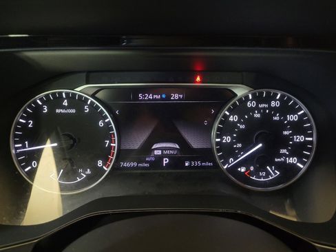 Used 2022 Nissan Pathfinder SV image 23