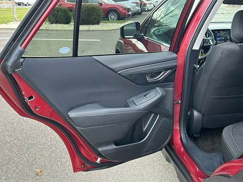 Used 2023 Subaru Outback Premium image 19