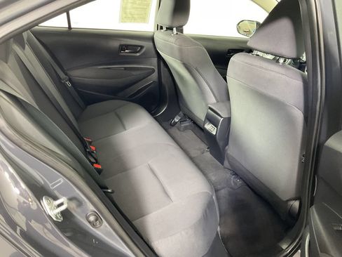 Used 2025 Toyota Corolla LE FWD image 22