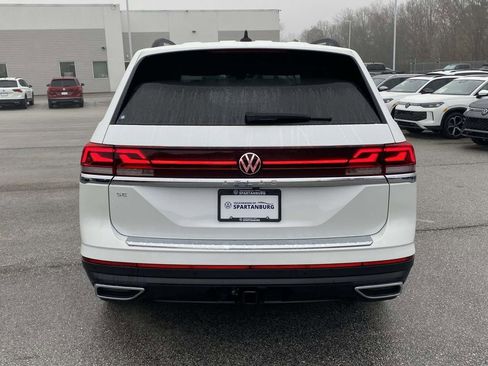 New 2026 Volkswagen Atlas SE FWD image 5