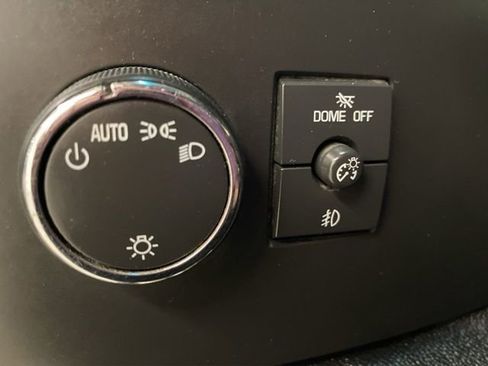 Used 2011 Chevrolet Silverado 2500 LT w/ Interior Plus Package image 20