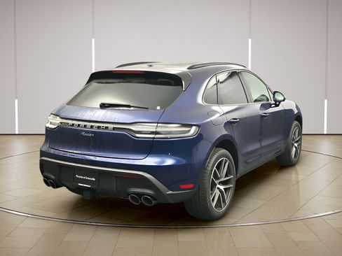 Certified 2026 Porsche Macan AWD/4WD image 24