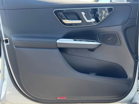 New 2025 Mercedes-Benz GLC 350e 4MATIC image 19