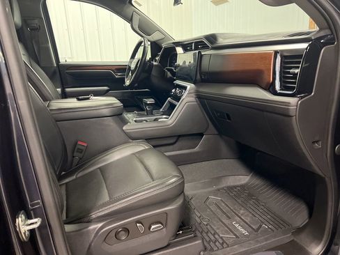 Used 2023 GMC Sierra 1500 Denali w/ Denali Reserve Package image 8