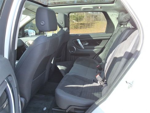 Used 2022 Land Rover Discovery Sport SE image 12