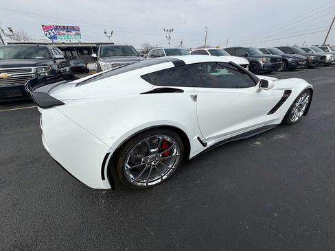 Used 2019 Chevrolet Corvette Z06 image 3