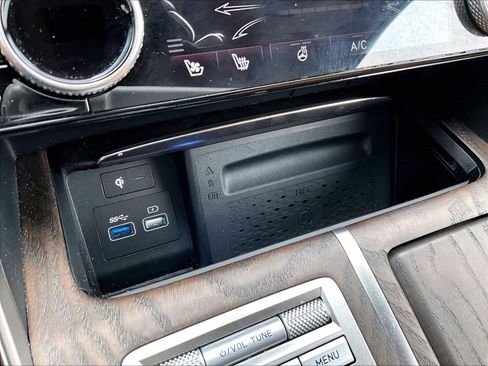 Used 2024 Genesis GV80 3.5T AWD/4WD image 30