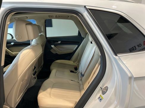 Used 2019 Audi Q5 2.0T Premium Plus w/ Premium Plus Package image 17