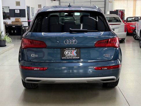 Used 2018 Audi Q5 2.0T Premium w/ Convenience Package AWD/4WD image 4