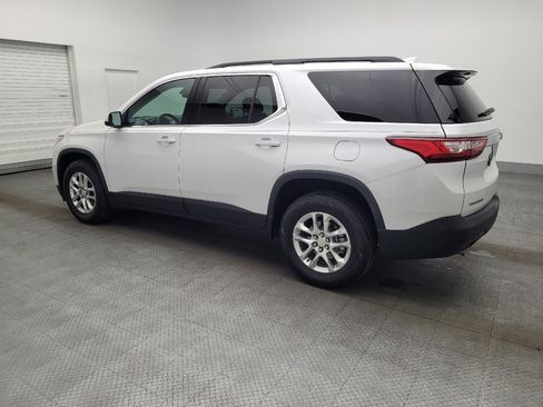Used 2020 Chevrolet Traverse LT FWD image 3