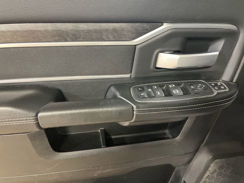 Used 2024 RAM 3500 Big Horn AWD/4WD image 13