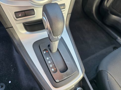 Used 2019 Ford Fiesta SE w/ Cold Weather Package image 7