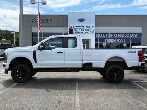 Used 2025 Ford F350 XL w/ STX Appearance Package AWD/4WD image 2