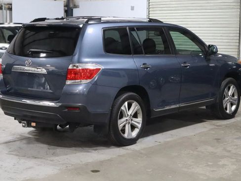 Used 2013 Toyota Highlander Limited image 5