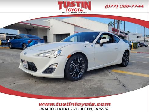 Used 2016 Scion FR-S image 1