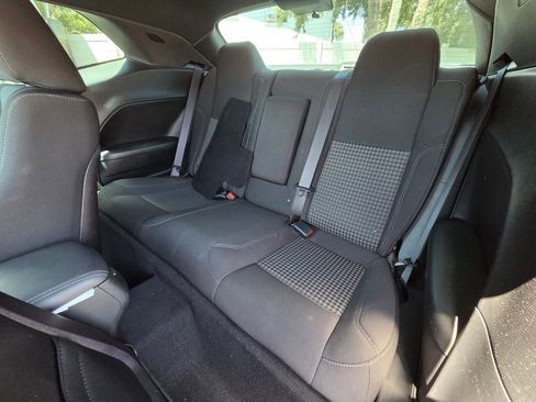 Used 2019 Dodge Challenger SXT RWD image 11