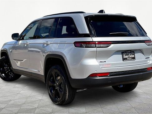 New 2025 Jeep Grand Cherokee Limited w/ Black Appearance Package image 3